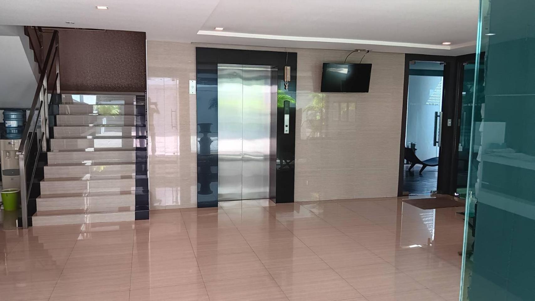 J Residence Thonglor 8 بانكوك المظهر الخارجي الصورة