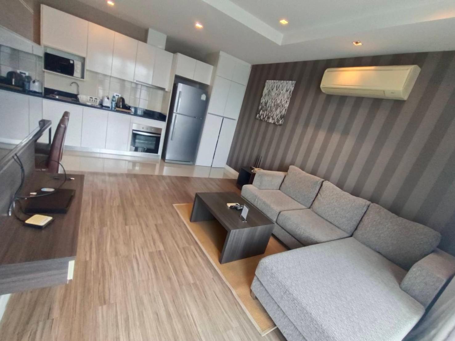 J Residence Thonglor 8 بانكوك المظهر الخارجي الصورة